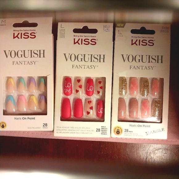 Press on nails - Picture 1 of 1